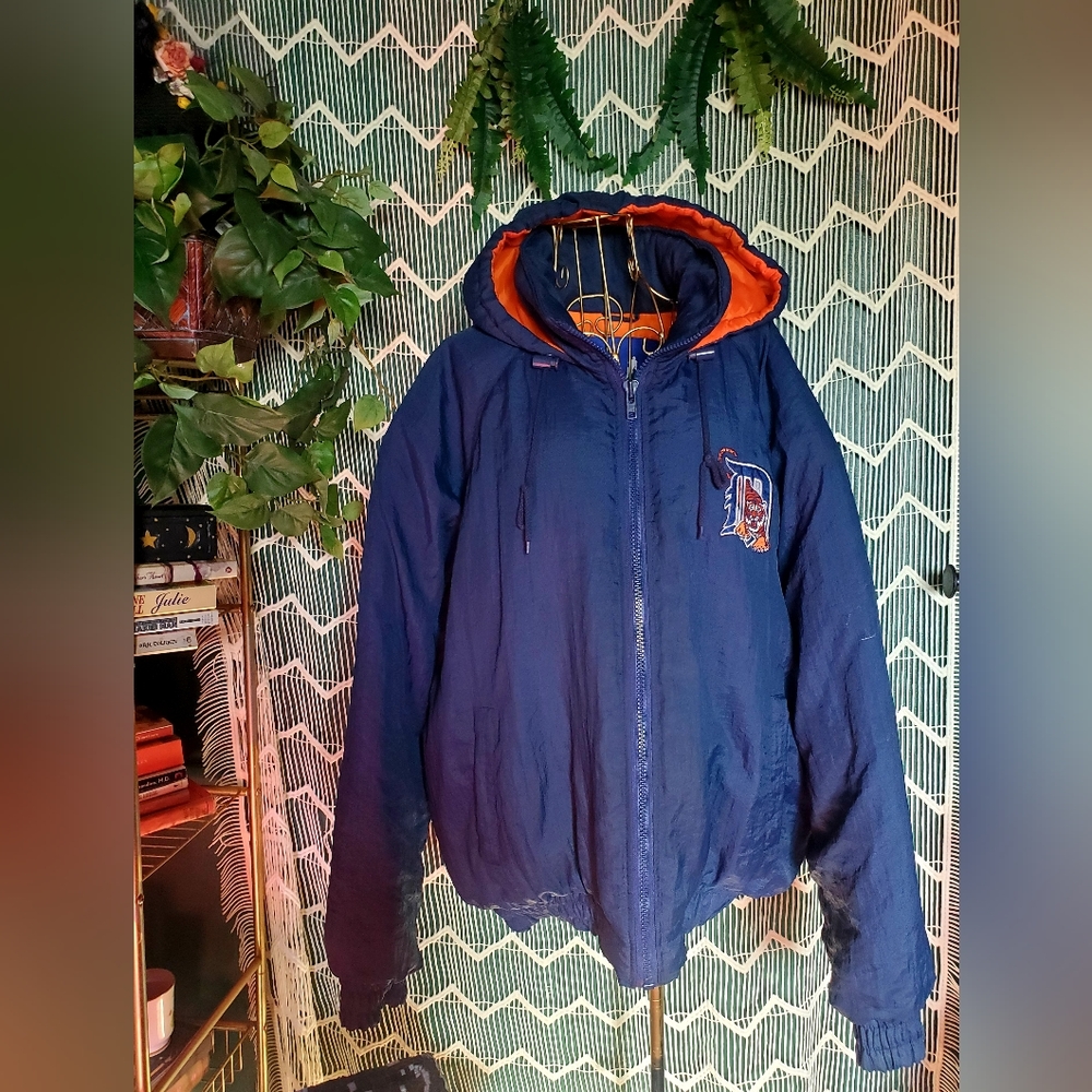 Vintage FANSGEAR Detroit Tiger Puffer Jacket